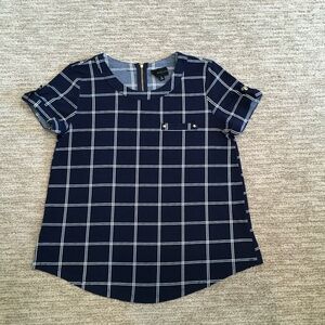 The Workshop navy and white windowpane short sleeve size M top